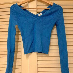 NWOT Abercrombie & Fitch Ribbed V-Neck Fitted Sweater